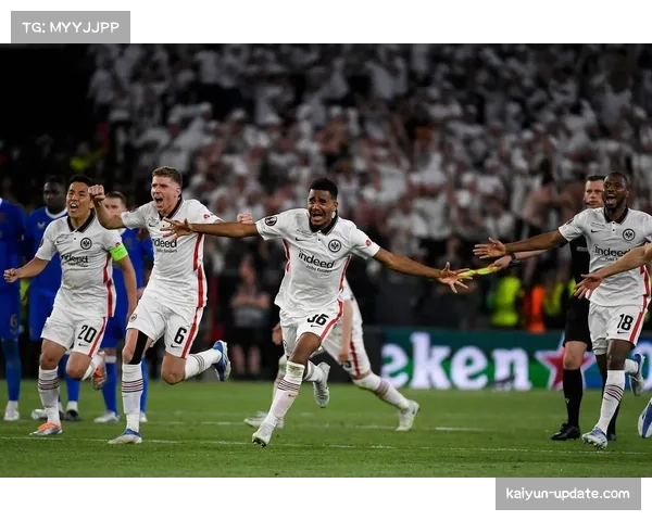 阿贾克斯跌至联赛第六 连续四轮不胜致排名下滑